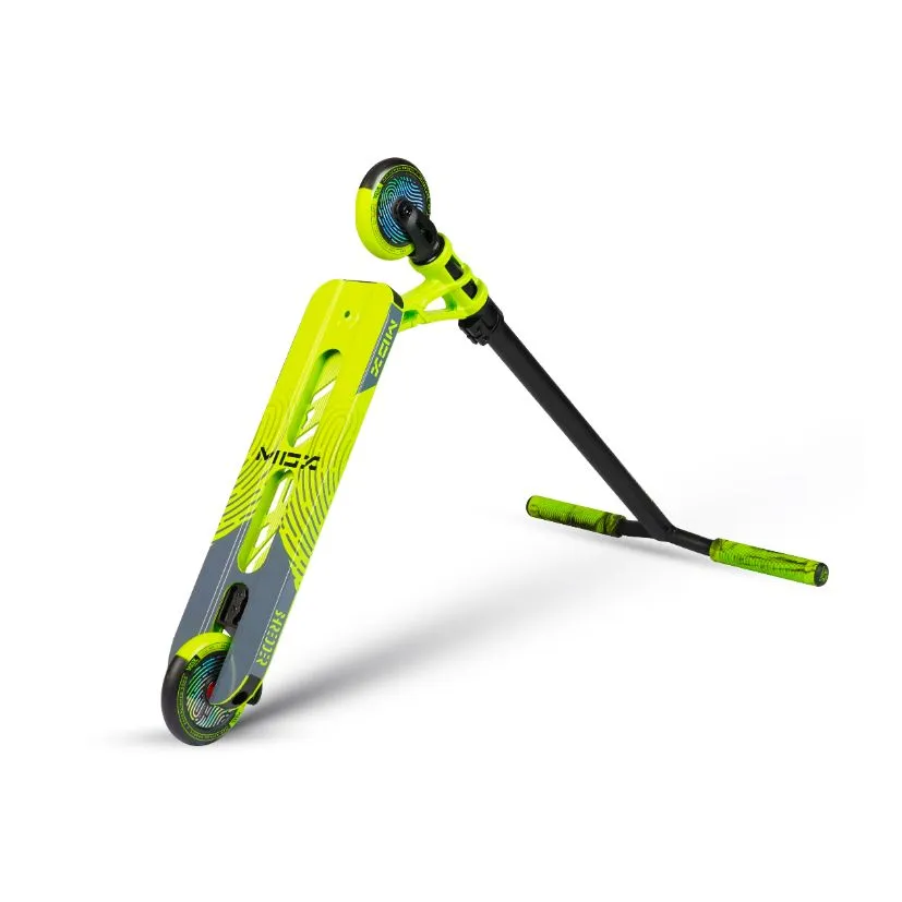 Madd Gear MGX S1 SHREDDER SCOOTER