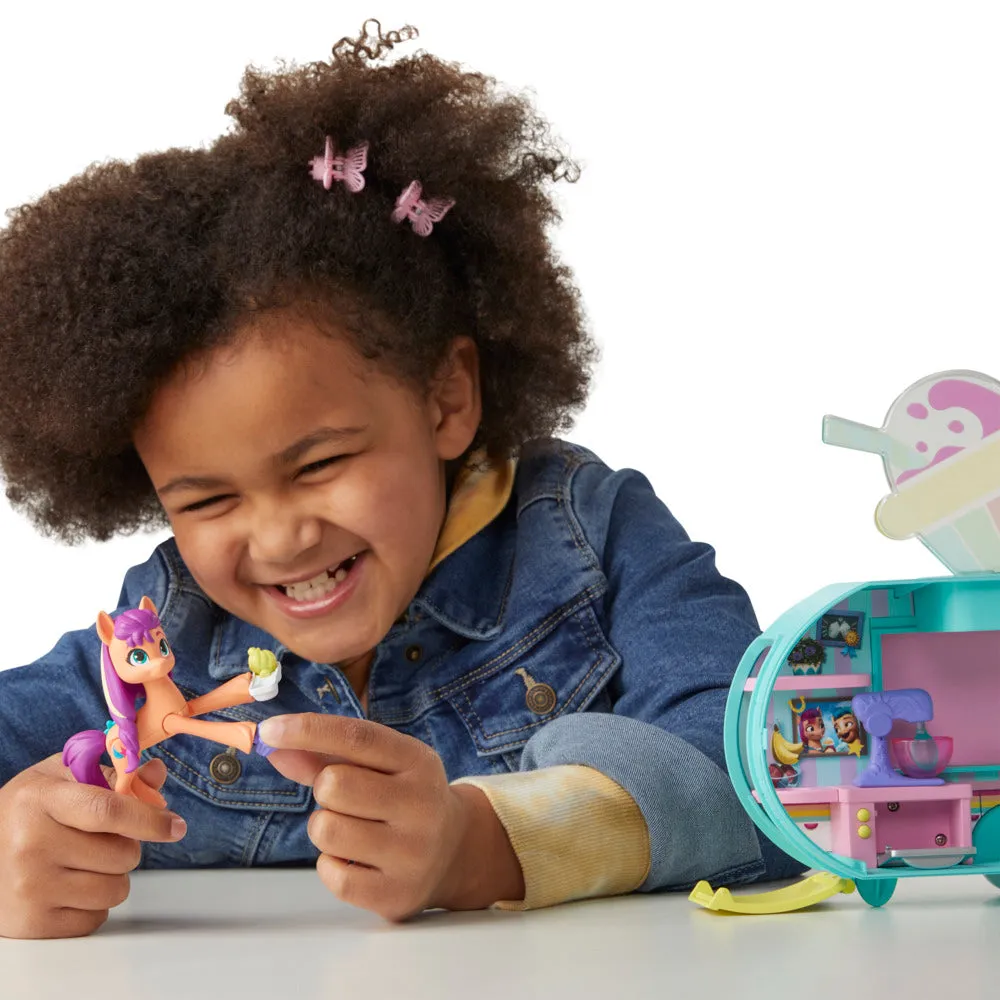 My Little Pony Sunny Starscout Smoothie Truck Playset