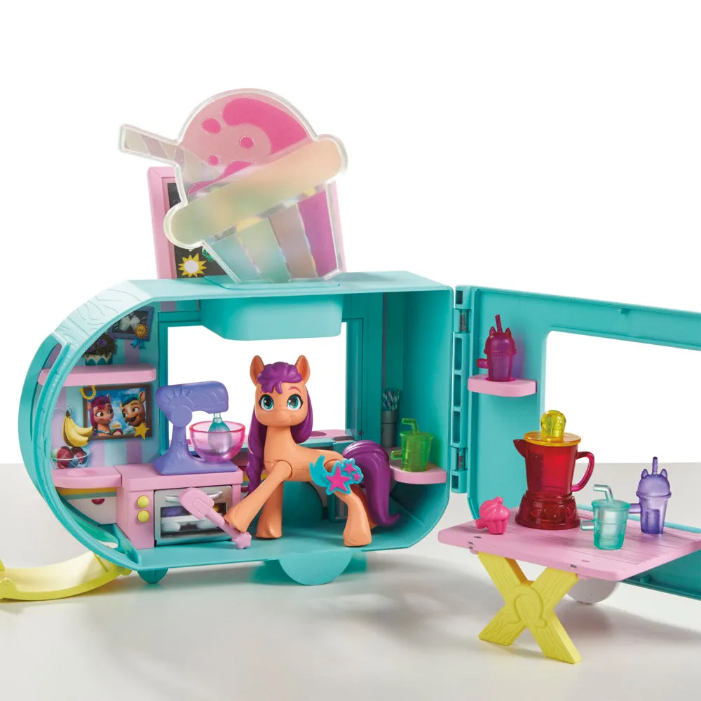 My Little Pony Sunny Starscout Smoothie Truck Playset